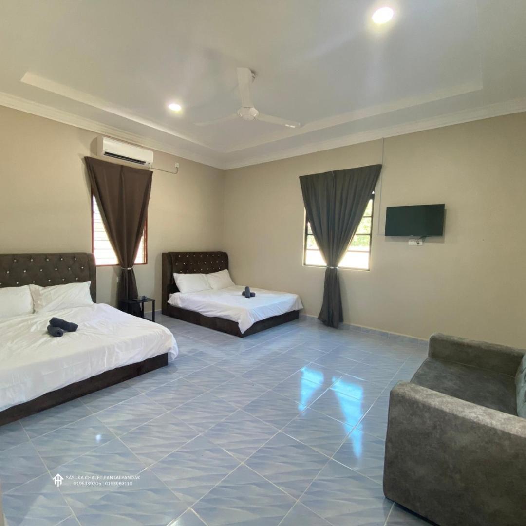 Sasuka Chalet Pantai Pandak Kuala Terengganu Buitenkant foto