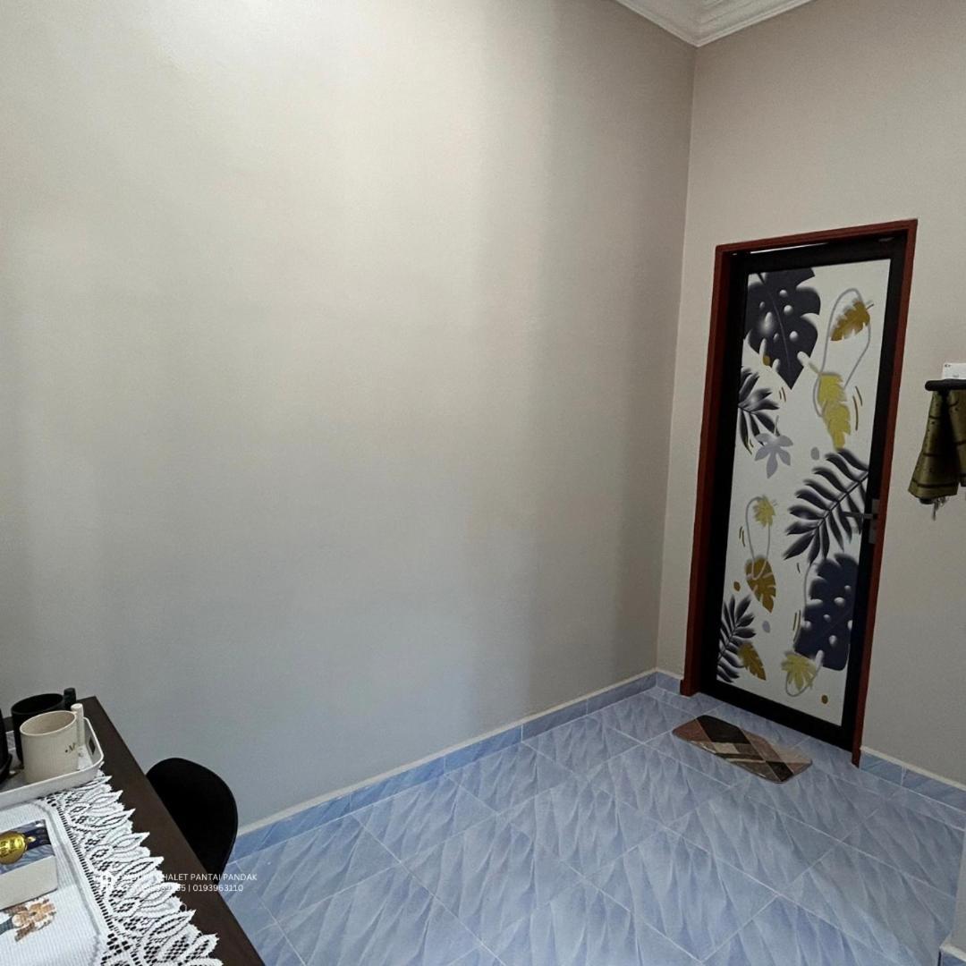 Sasuka Chalet Pantai Pandak Kuala Terengganu Buitenkant foto