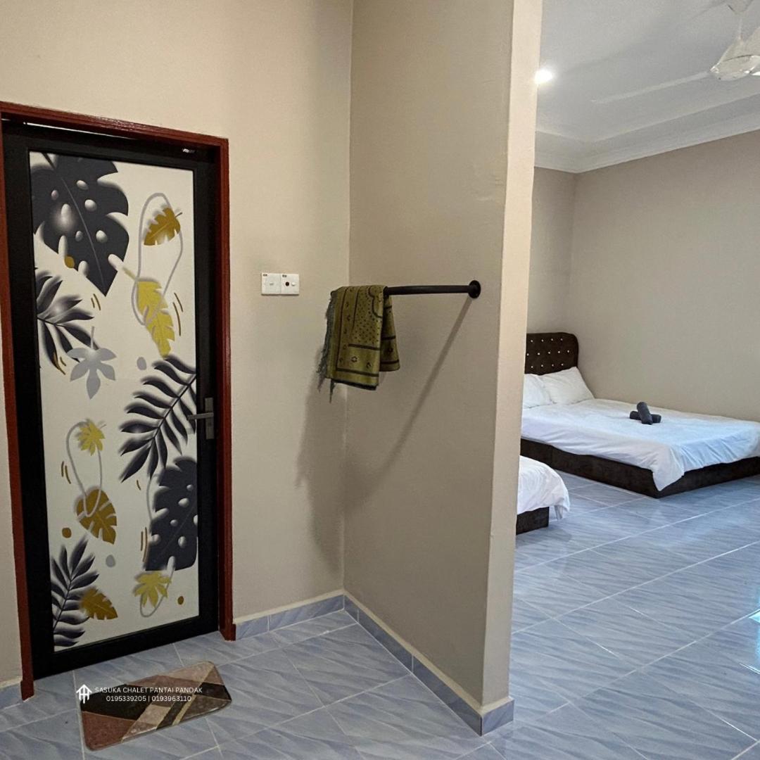 Sasuka Chalet Pantai Pandak Kuala Terengganu Buitenkant foto